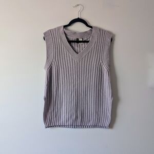 H&M Divided Women's XS Oversized Lavender Sweater Vest